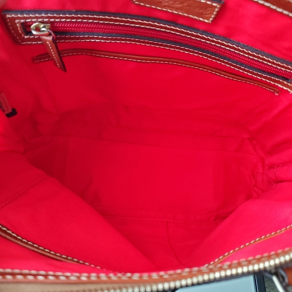 BUNDLE DOONEY AND BOURKE WOMEN'S PURSES - Picture 5 of 7